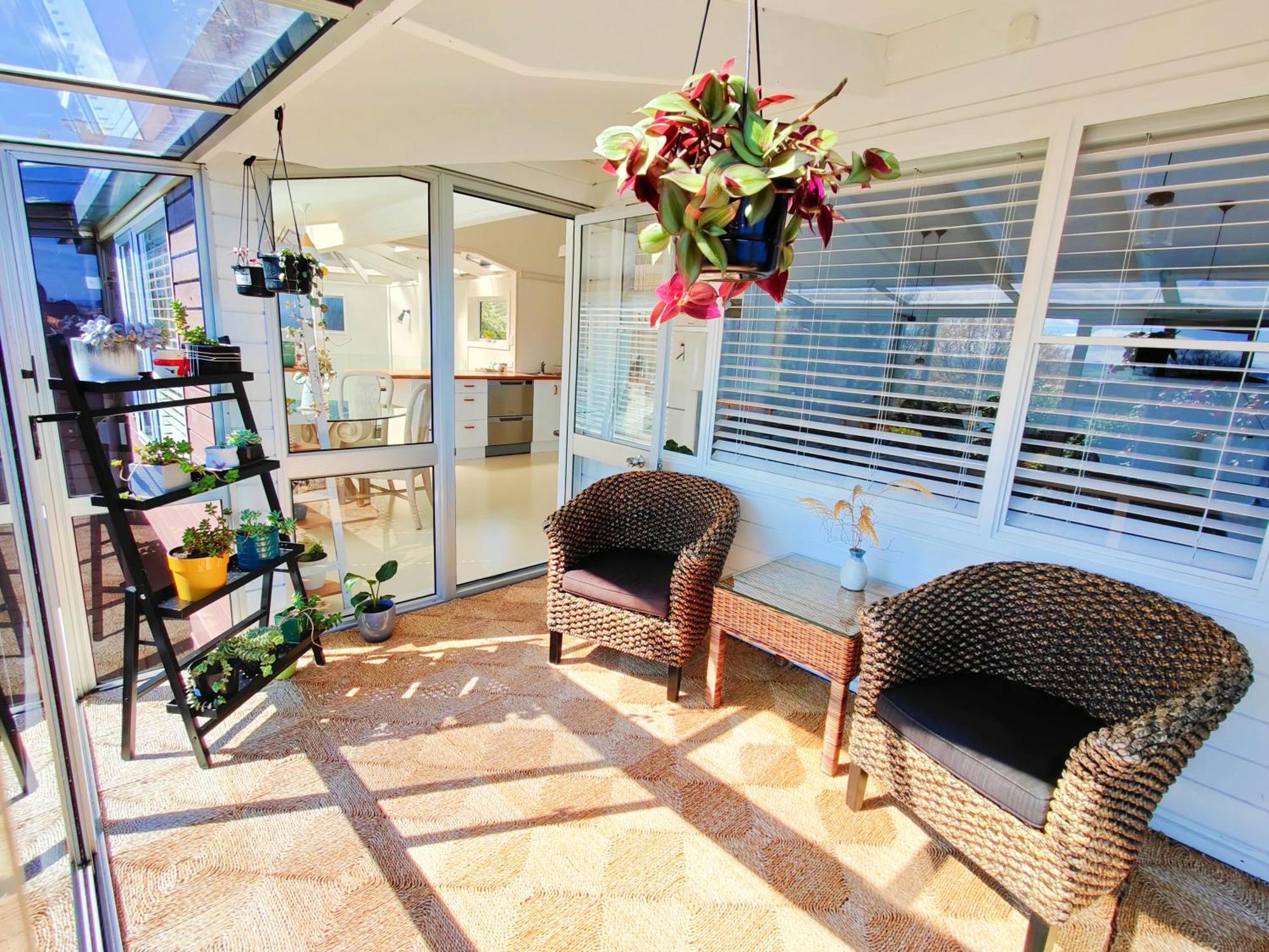 Delight In Birch-Lake View Holiday Home 타우포 호 외부 사진