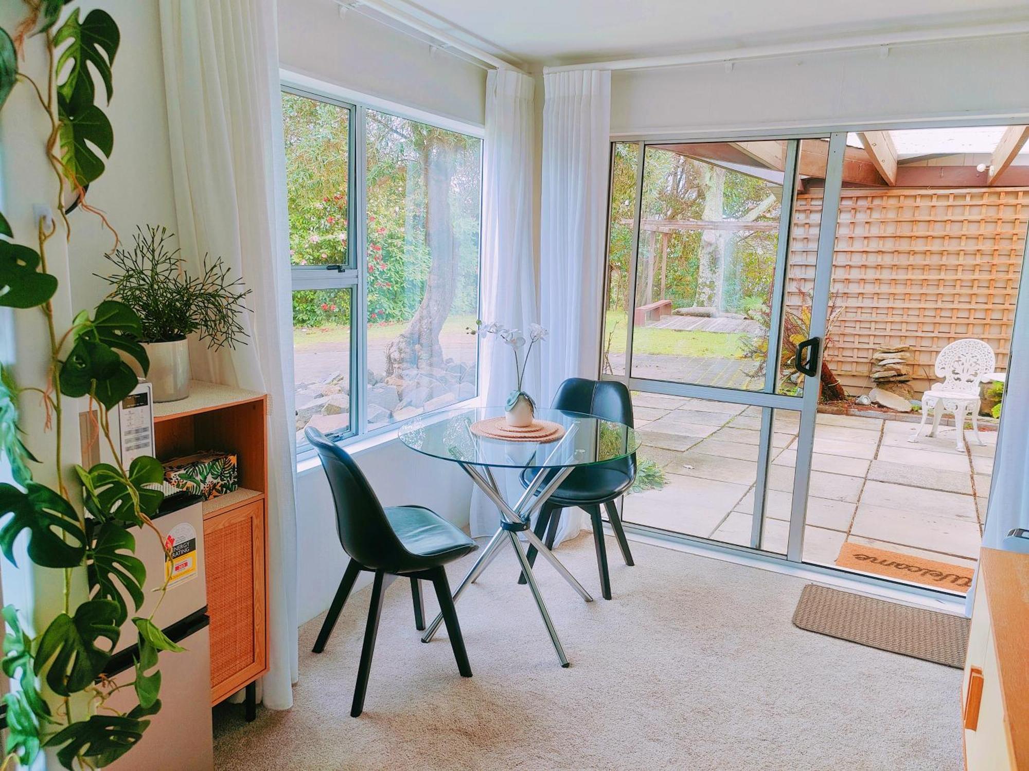 Delight In Birch-Lake View Holiday Home 타우포 호 외부 사진